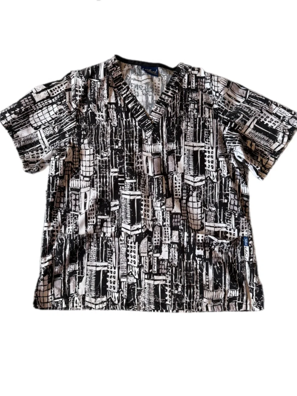 Tafford Black & White Graphic Cityscape scrub Top - Picture 3 of 7